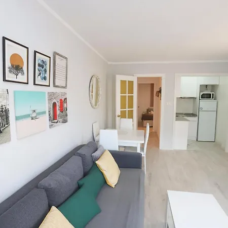 Differentflats California I Apartman