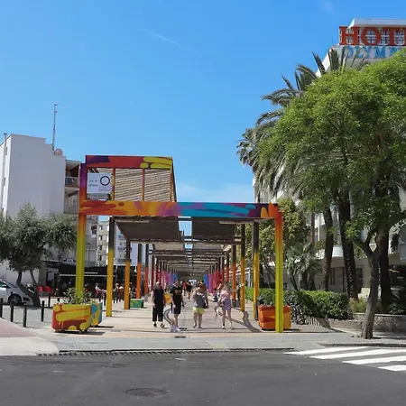 Differentflats California I